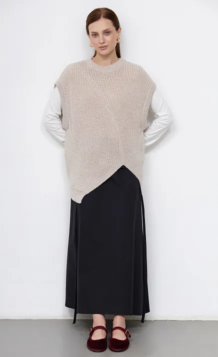  GRIOL. Жилет жен. 380104.01303.7500N Белый песок 