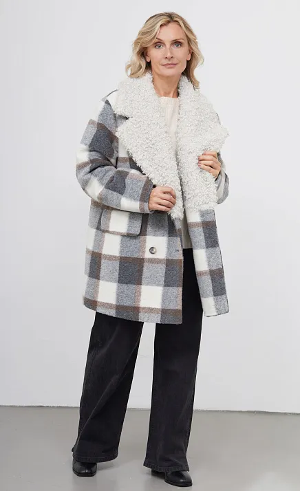 GRIOL. Полупальто жен. 524349.11208.0776P Бежево-серый GRIOL GRIOL. Полупальто жен. 524349.11208.0776P Бежево-серый